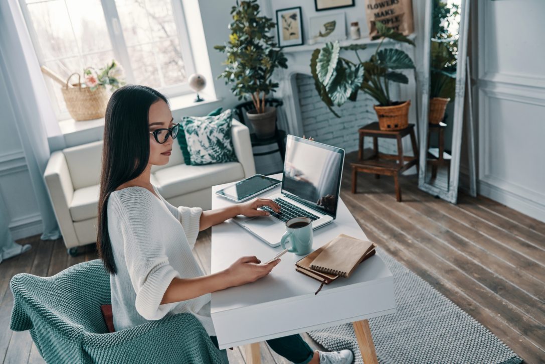 10 Ways to Stay Focused While Working From Home